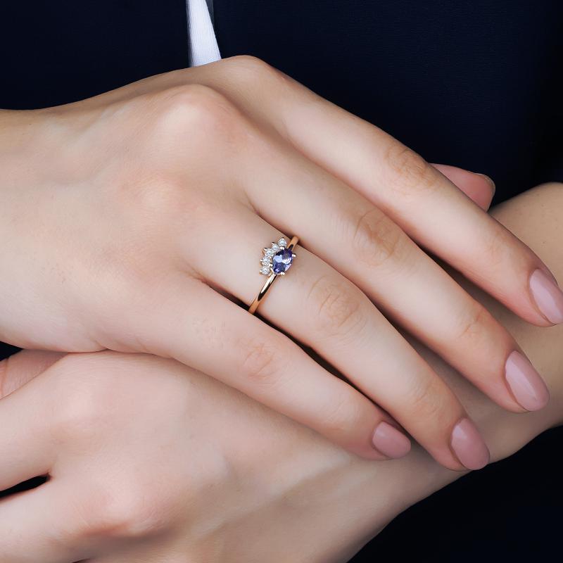 Tanzanite And Diamond Ring