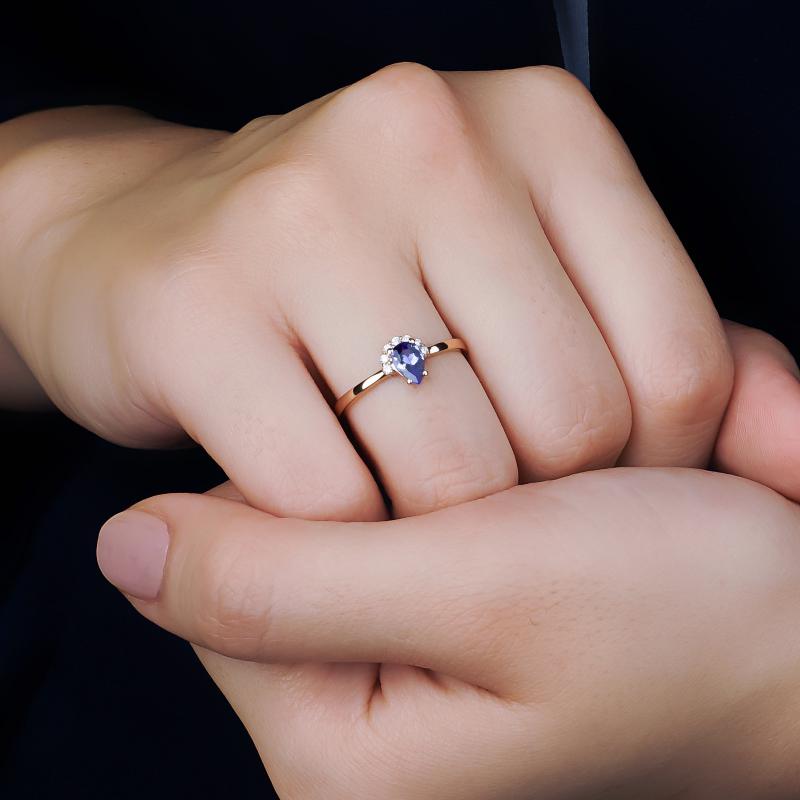 Tanzanite And Diamond Minimal Ring