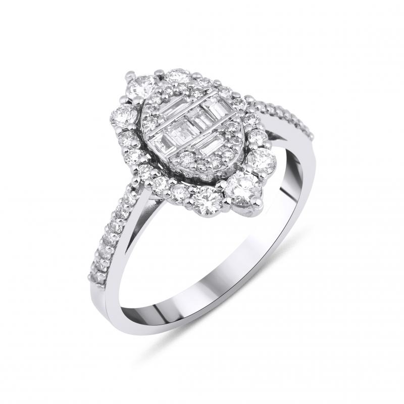 Queen- Vintage Baguette Diamond Ring