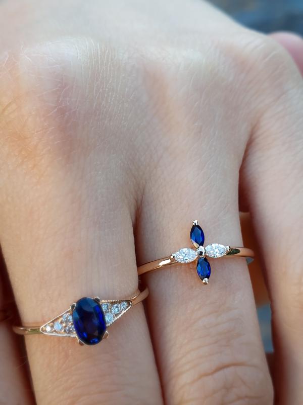 Pétite Collection- Diamond And Sapphire Ring