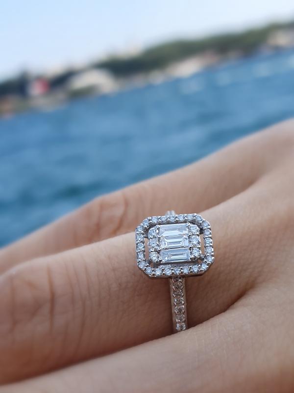 Baguette- Diamond Duchess Ring