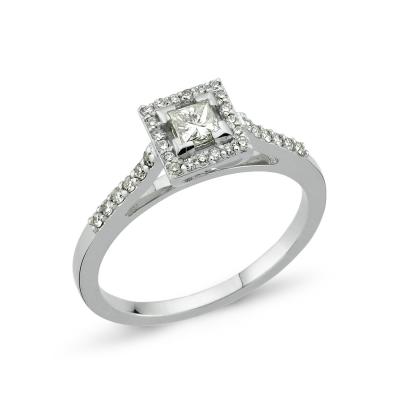 Princess Cut Diamond Engagement Ring