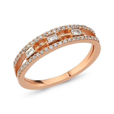 Pétite- Design Diamond Ring